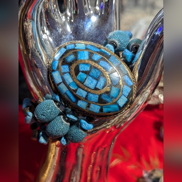 Vintage Brass & Inlay Faux Turquoise Oval Shaped Statement Bracelet. - Picture 1 of 10